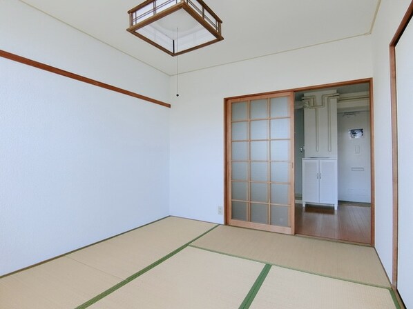 サンアヴェニューの物件内観写真